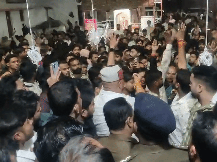 युवती को धमकी-मैं पठान हूं, सच में रेप करता हूं:  स्टोरी डिलीट कर, वर्ना अंजाम भुगतेगी; छिंदवाड़ा में हिंदू संगठनों ने दिया गिरफ्तारी का अल्टीमेटम – Chhindwara News