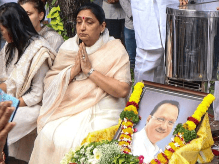 सुनेत्रा पवार NCP की राष्ट्रीय अध्यक्ष बनीं:  अजित पवार की मौत के बाद डिप्टी CM पद संभाला; उनकी राज्यसभा सीट पर बेटे पार्थ लड़ेंगे चुनाव