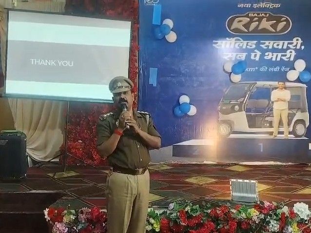 Mainpuri RTO Launches Ricky E-Rickshaw for Safety & Pollution Control