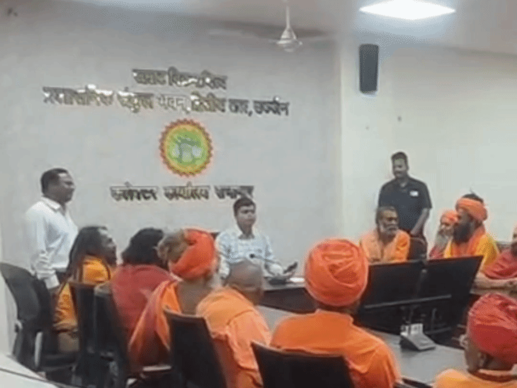 सिंहस्थ क्षेत्र में अतिक्रमण पर संत नाराज:  शैव शंभू सन्यासी मंडल ने कलेक्टर से मिलकर सौंपा ज्ञापन – Ujjain News