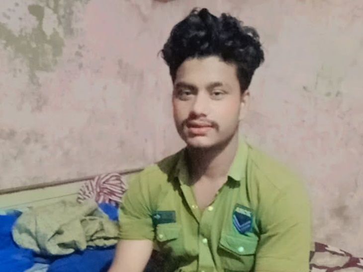 बेगूसराय में संदिग्ध हालत में मिली युवक की लाश:  बॉडी के ऊपर पड़ी थी बाइक, हत्या की आशंका; पिता बोले- प्लानिंग करके घर से बुलाकर मार डाला – Begusarai News