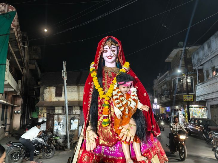 हरदा में 70 से अधिक स्थानों पर होगा होलिका दहन:  300 जवान तैनात, बाजारों में रंग-पिचकारी की रौनक – Harda News