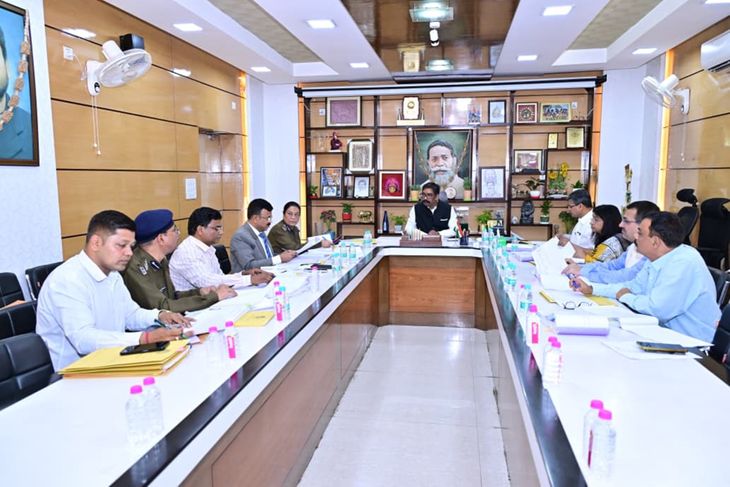 उम्रकैद की सजा काट रहे 23 कैदी होंगे रिहा:मुख्यमंत्री की अध्यक्षता में झारखंड राज्य सजा पुनरीक्षण पर्षद की बैठक में 34 मामलों की समीक्षा