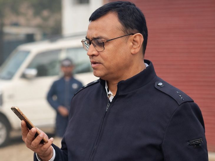 एकमा में 206 बीएलओ को मिला मानदेय:बीडीओ की पहल पर अक्टूबर से फरवरी तक का भुगतान, SIR कार्य के लिए अतिरिक्त राशि भी दी गई