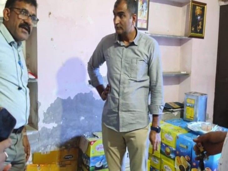 Niwai Fake Ghee Seized | DST Raids House, Nab Fake Packets