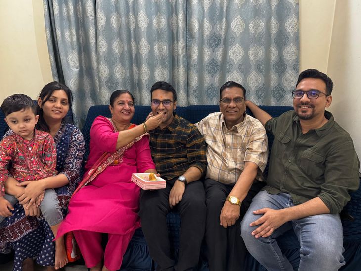 नर्मदापुरम के दो युवाओं ने UPSC में बनाई जगह:  नौकरी छोड़ तैयारी करने वाले श्रेयांश को 194वीं, शिक्षक पुत्र आयुष को 461वीं रैंक – narmadapuram (hoshangabad) News