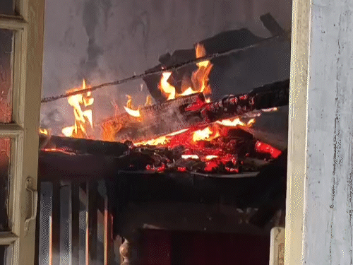 बलौदाबाजार तहसील कार्यालय में भीषण आग:  दमकल टीम ने कड़ी मशक्कत के बाद काबू पाया, सभी दस्तावेज सुरक्षित – baloda bazar News