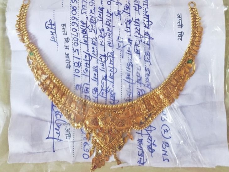 मोबाइल लोकेशन से हुआ झूठी लूट का खुलासा‎:  मुनीम ने ही रची थी 10 किलो चांदी हड़पने की साजिश, चार गिरफ्तार – Jhabua News