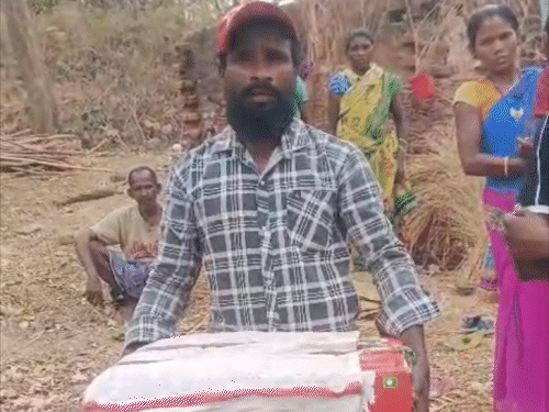 पिता डिब्बे में रखकर घर ले गया नवजात का शव:  चक्रधरपुर अस्पताल में जन्म लेते ही हो गई थी मौत, हॉस्पिटल से नहीं मिला एंबुलेंस – Chaibasa (West Singhbhum) News