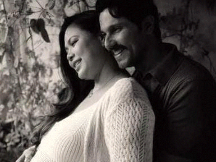 बॉलीवुड - बॉलीवुड: रणदीप हुड्डा और लिन लैशराम का मैटरनिटी फोटोशूट | HeadlinesNow