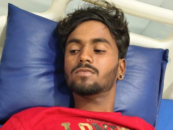 महाकाल मंदिर के सिक्युरिटी गार्ड ने चलाई गोली:  रतलाम में जन्मदिन मनाते हुए हर्ष फायर किया; पड़ोसी को लगी – Ratlam News