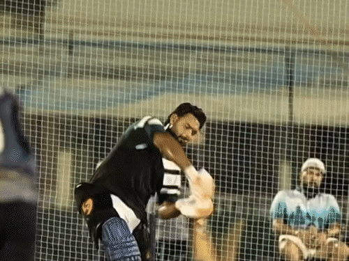 वीडियो: युवी से पावर हिटिंग सीख रहे पंत: आईपीएल से पहले बदला रुख, पिछले सीजन में 269 रन ही बना सके