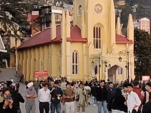 हिमाचल के टूरिज्म पर मिडिल ईस्ट में तनाव का इम्पैक्ट:होटलों में 50% एडवांस बुकिंग कैंसिल, LPG की किल्लत; होटेलियर ने आग के चूल्हे निकाले हिमाचल के टूरिज्म पर मिडिल ईस्ट में तनाव का इम्पैक्ट:होटलों में 50% एडवांस बुकिंग कैंसिल, LPG की किल्लत; होटेलियर ने आग के चूल्हे निकाले