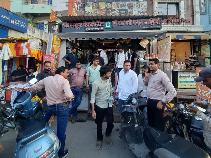 उज्जैन में खाद्य विभाग की बड़ी कार्रवाई, 38 सिलेंडर जब्त:  12 से अधिक प्रतिष्ठानों से 92 हजार के गैस सिलेंडर जब्त किए गए – Ujjain News