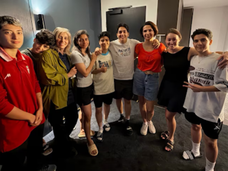 ईरानी महिला फुटबॉल टीम की 3 और सदस्य लौटेंगी:ऑस्ट्रेलिया में शरणार्थी बनकर रहने का फैसला बदला; अब सिडनी में सिर्फ 4 खिलाड़ी रह गए