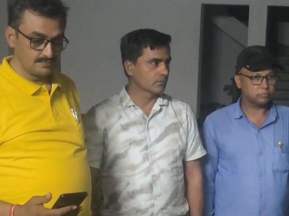 Nalanda BEO Teacher Arrested For Bribe