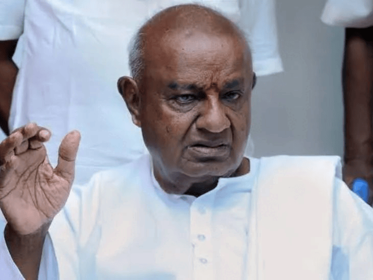 पूर्व PM देवगौड़ा ने राहुल के प्रदर्शन की आलोचना की:सोनिया को लेटर लिखकर कहा- संसद की सीढ़ियों पर चाय-नाश्ते करना उसकी गरिमा कम करता है पूर्व PM देवगौड़ा ने राहुल के प्रदर्शन की आलोचना की:सोनिया को लेटर लिखकर कहा- संसद की सीढ़ियों पर चाय-नाश्ते करना उसकी गरिमा कम करता है