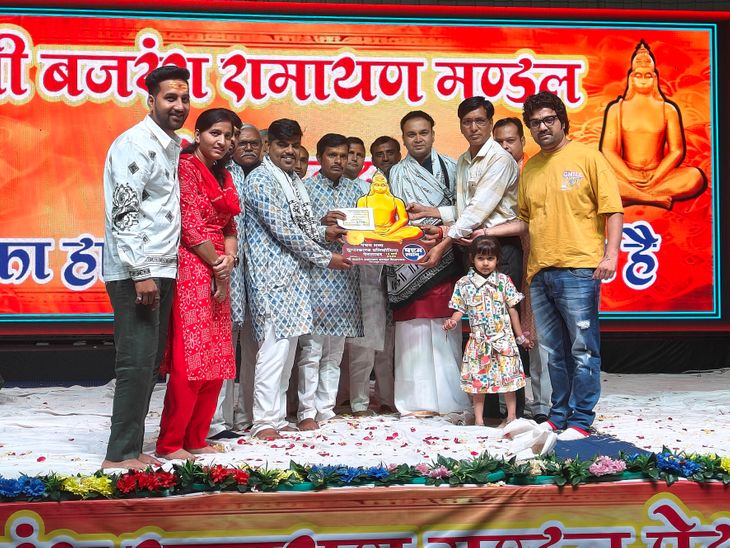 श्री हरि सुंदरकाण्ड मंडल ने जीता प्रथम पुरस्कार:  पेटलावद में नव वर्ष और मंगल भट्ट स्मृति प्रतियोगिता; ‘जय श्री राम’ के उद्घोष गूंजा परिसर – Jhabua News