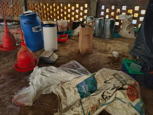 गुजरात ATS ने यूपी की ड्रग्स फैक्ड्री पकड़ी:  6 किलो एमडी ड्रग्स, 50 किलो लिक्विड और 200 किलो कच्चा माल जब्त, 2 गिरफ्तार – Gujarat News