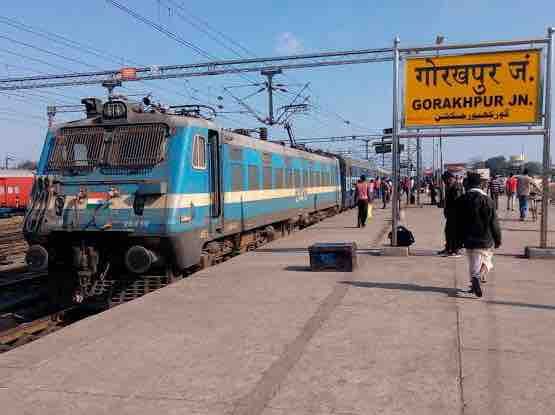 Dadar-Gorakhpur Train Regular Service; Fare Reduced | Mumbai
