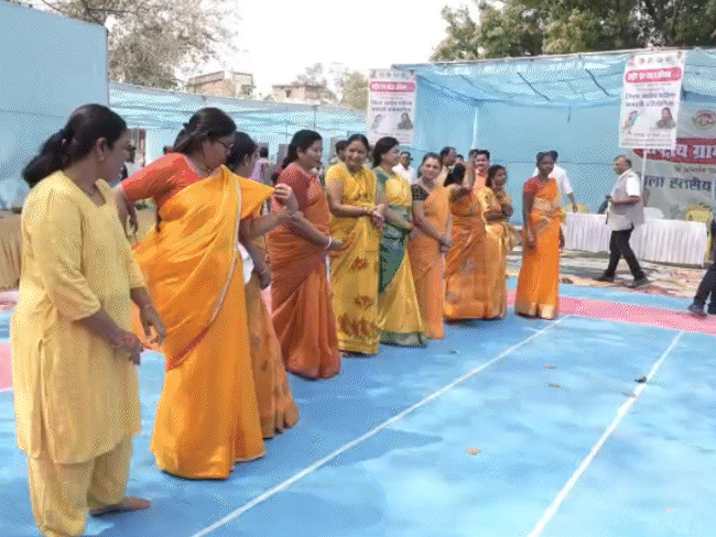 Minister Sampatiya Uike Plays Kabaddi in Mandla; Encourages Traditional ...