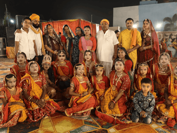 Harda Gan Gaur Festival Family Tradition Strengthens Joint Family Concept