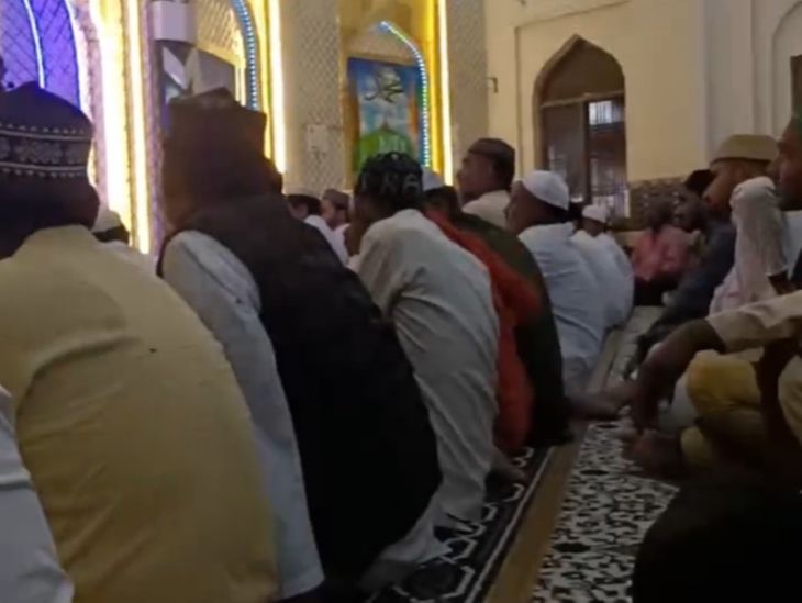 Wazirganj Eid Namaz | Hafiz Irshad Ahmad Leads Prayers | Barabanki