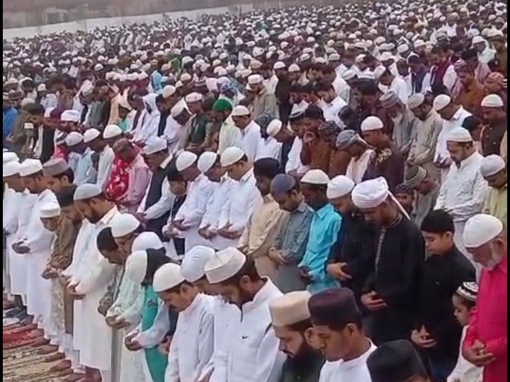 रीवा में ईद-उल-फितर पर लोगों ने अदा की नमाज:  अमन-चैन और तरक्की की मांगी दुआ, समाजसेवियों ने बांटी सेवइयां – Rewa News