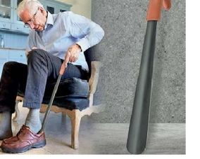 बुजुर्गों के लिए सहारा: नए गैजेट्स से आसान होगा जीवन और कम होगा खतरा - SadhnaNEWS Hindi News