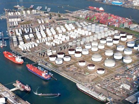 যুদ্ধের মধ্যে তেল ও গ্যাস থেকে ইরানের রেকর্ড আয়: খার্গ টার্মিনাল থেকে সরবরাহ অব্যাহত; উপসাগরীয় দেশগুলোর উৎপাদন কমেছে ৭০%