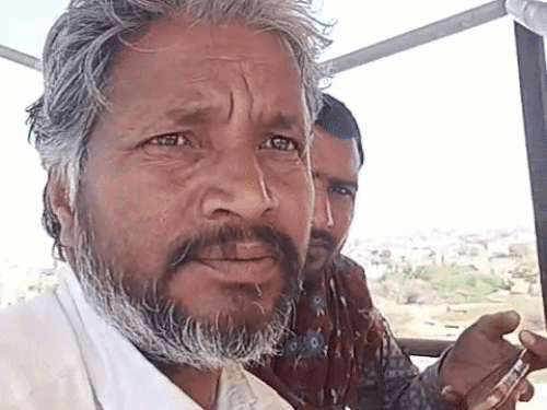 दलित युवकों से मारपीट का मामला गरमाया:  काकड़ा गांव की घटना के विरोध टंकी पर चढ़े दो युवक, पुलिस ने समझाने में जुटी – Bikaner News