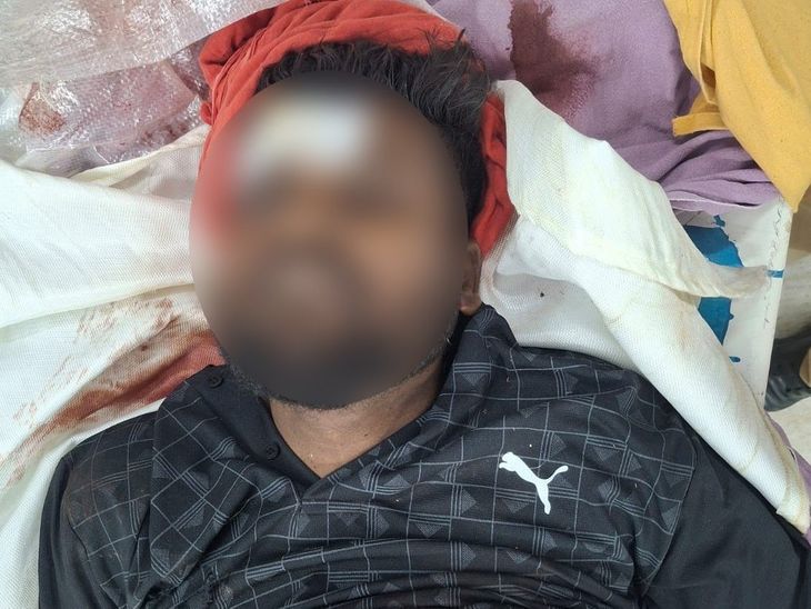 करनाल में रेलवे ट्रैक पर मिला युवक का शव:  शरीर पर चोट के निशान, बाजू की हड्‌डी टूटी, बायं हाथ पर अंग्रेजी में मन्नू लिखा – Gharaunda News