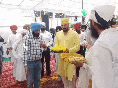 फतेहगढ़ साहिब पहुंचे पूर्व क्रिकेटर युवराज सिंह: दुफेड़ा साहिब गुरुद्वारे में माथा टेका, यहीं हुई थी हेजल कीच की शादी – खन्ना न्यूज