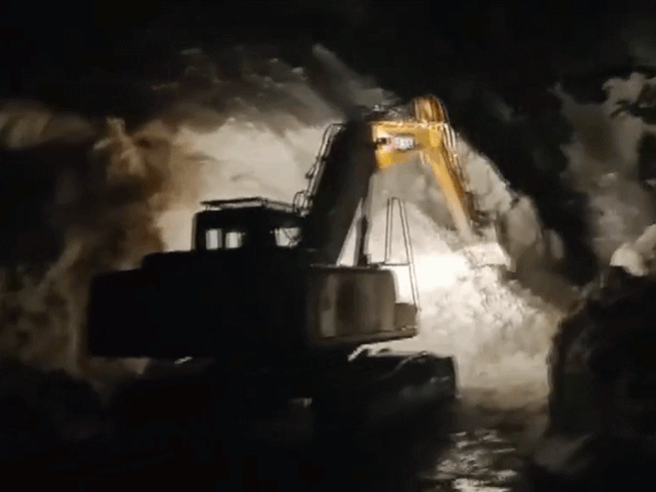 जम्मू-कश्मीर के पूंछ में एवलांच, 20 गाड़ियों को रेस्क्यू किया:यूपी-MP और राजस्थान में 3 दिन और बारिश: बिहार-झारखंड में बिजली गिरने की आशंका