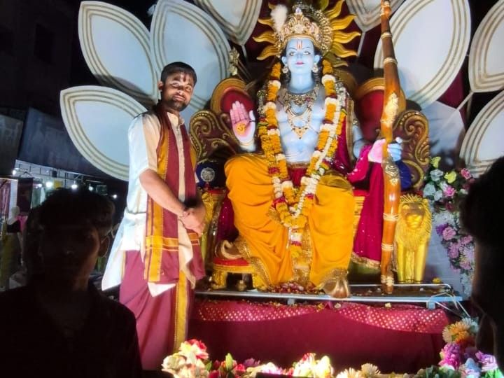 दमोह में रामनवमी पर शोभायात्रा निकली:  झांकी में लव जिहाद, गौ हत्या रोकने का संदेश; सांसद ने किया भगवान श्रीराम का पूजन – Damoh News