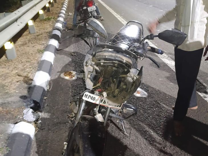 Bike Accident Parsodi Bypass: Couple Injured | Madhya Pradesh