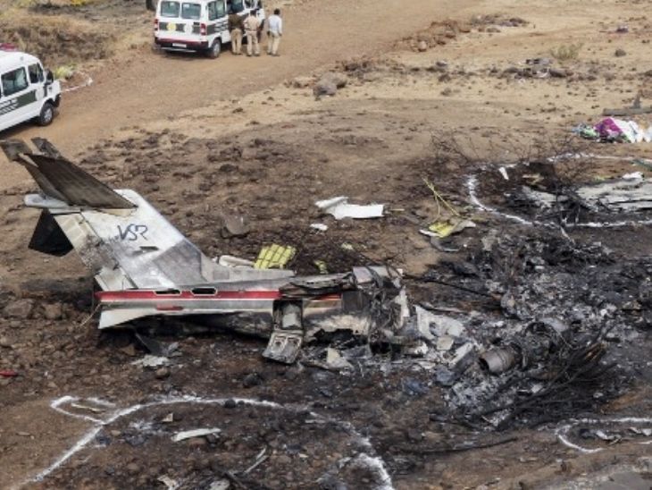 VVIP फ्लाइट्स- पायलट पर दबाव नहीं डाल सकते नेता:सिचुएशन ठीक नहीं तो ना कर सकते हैं; अजित पवार प्लेन हादसे के बाद नियम बदले