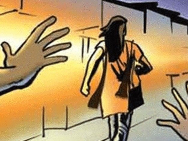 पलवल में रास्ता रोककर महिला से छेड़छाड़:  विरोध पर सगे भाइयों ने घर आकर परिवार को पीटा; जान से मारने की धमकी दी – Palwal News