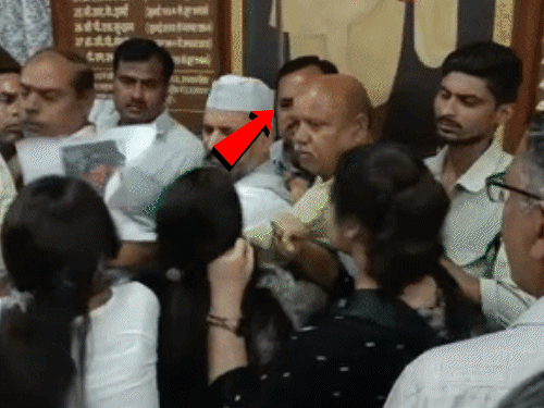 Bareilly College Controversy | ABVP Protests Chief Proctors Comment