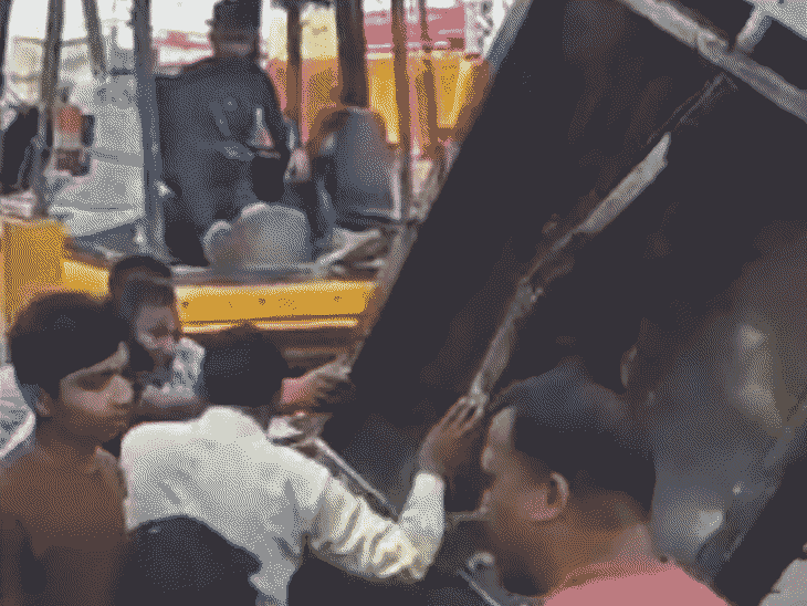 मुरैना में मुख्य बाजारों से अतिक्रमण हटाने जेसीबी चली:  नोकझोंक हुई; स्टेशन रोड-सदर बाजार में कार्रवाई – Morena News