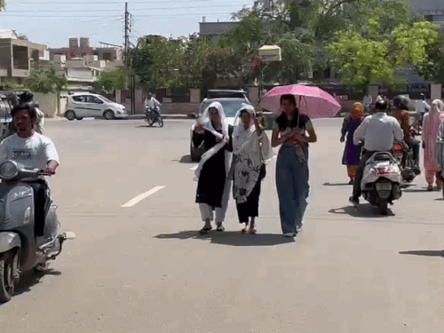 50 KMPH Winds, Thunderstorm Likely April 6-8