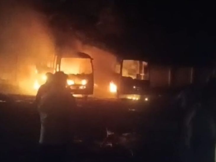 Haridwar School Buses Burn | Fire Erupts, Major Accident Averted
