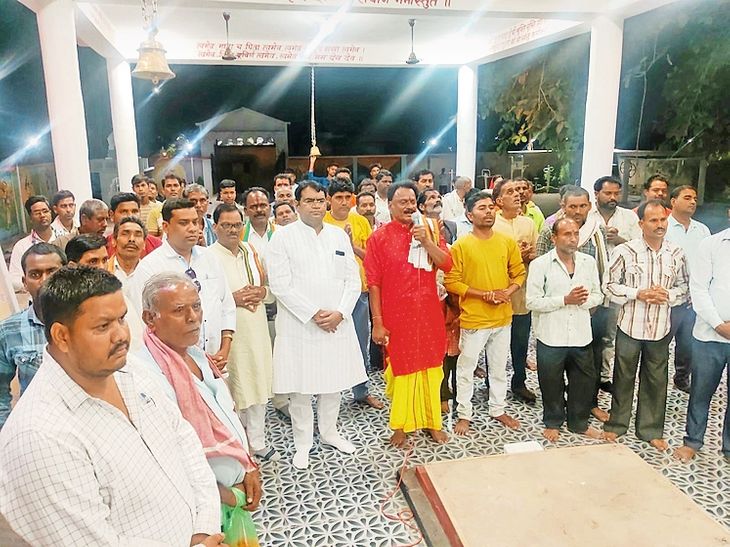 Former MLA offered prayers at Mavalli Mata Temple