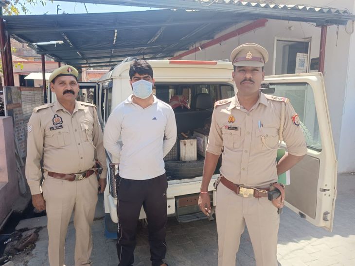 Pilkhuwa Police Arrest Accused in Ananda Dairy Battery Theft