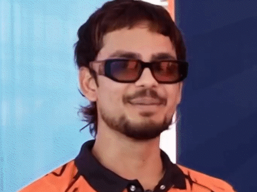 अभिनेता अनुपम खेर ने ईशान किशन को धन्यवाद दिया: उन्होंने सोशल मीडिया पर वीडियो पोस्ट कर कहा, ईशान में कभी हार न मानने की ताकत है