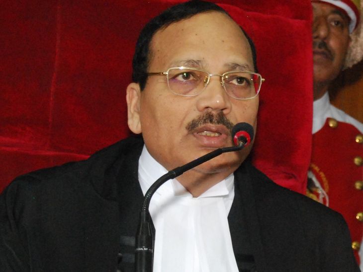 CJI बोले- AI से डरने की जरूरत नहीं, संतुलन जरूरी:टेक्नोलॉजी सिर्फ मददगार हो सकती है, जज की जगह नहीं ले सकती