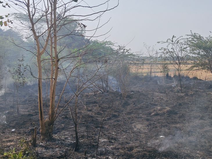 Mau Police & Jal Shakti Mission Avert Major Fire Accident | Paliya ...