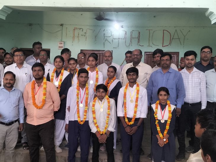 Shri Ram Pratap College Honors Meritorious Students | Board Exam Achievers