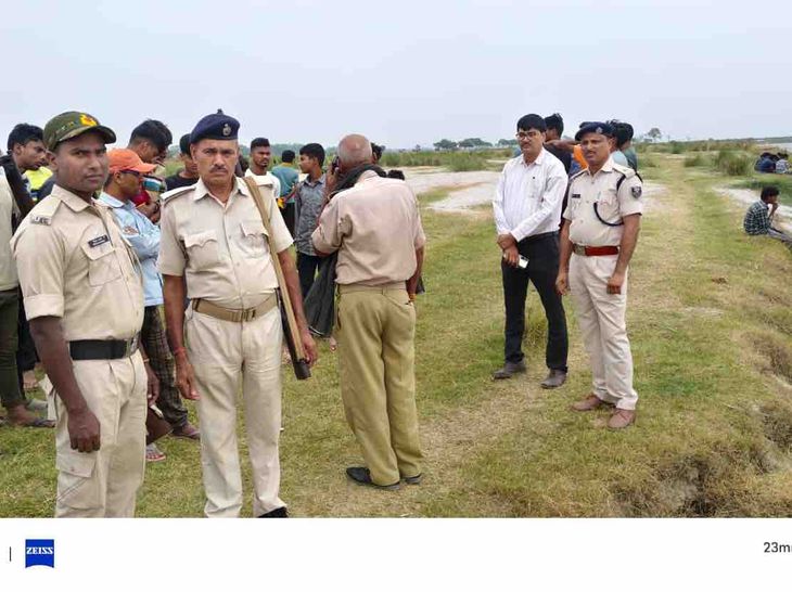 मोतिहारी में नाव पलटी, 2 लोग लापता:  गंडक नदी में हुआ एक्सीडेंट, NDRF टीम बुलाई गई – Motihari (East Champaran) News