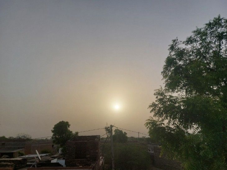 Tonk Temperature Drops 2°C Amid Dusty Winds | Weather Update